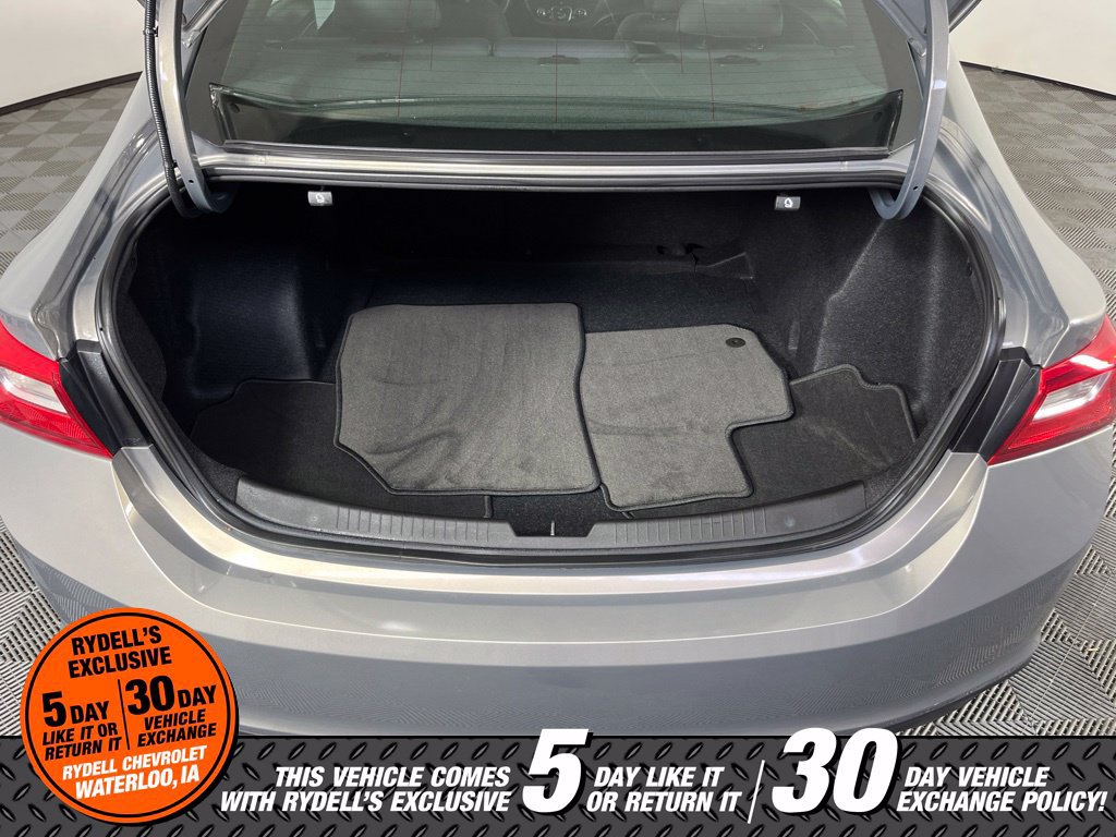 Certified 2018 Chevrolet Malibu LT FWD image 7