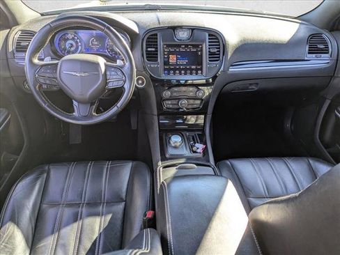 Used 2019 Chrysler 300 S image 18