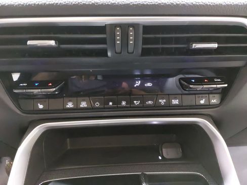 Used 2025 MAZDA CX-90 3.3 Turbo w/ Preferred Package image 25