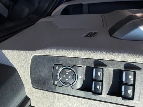 Used 2019 Ford F250 XLT AWD/4WD image 23