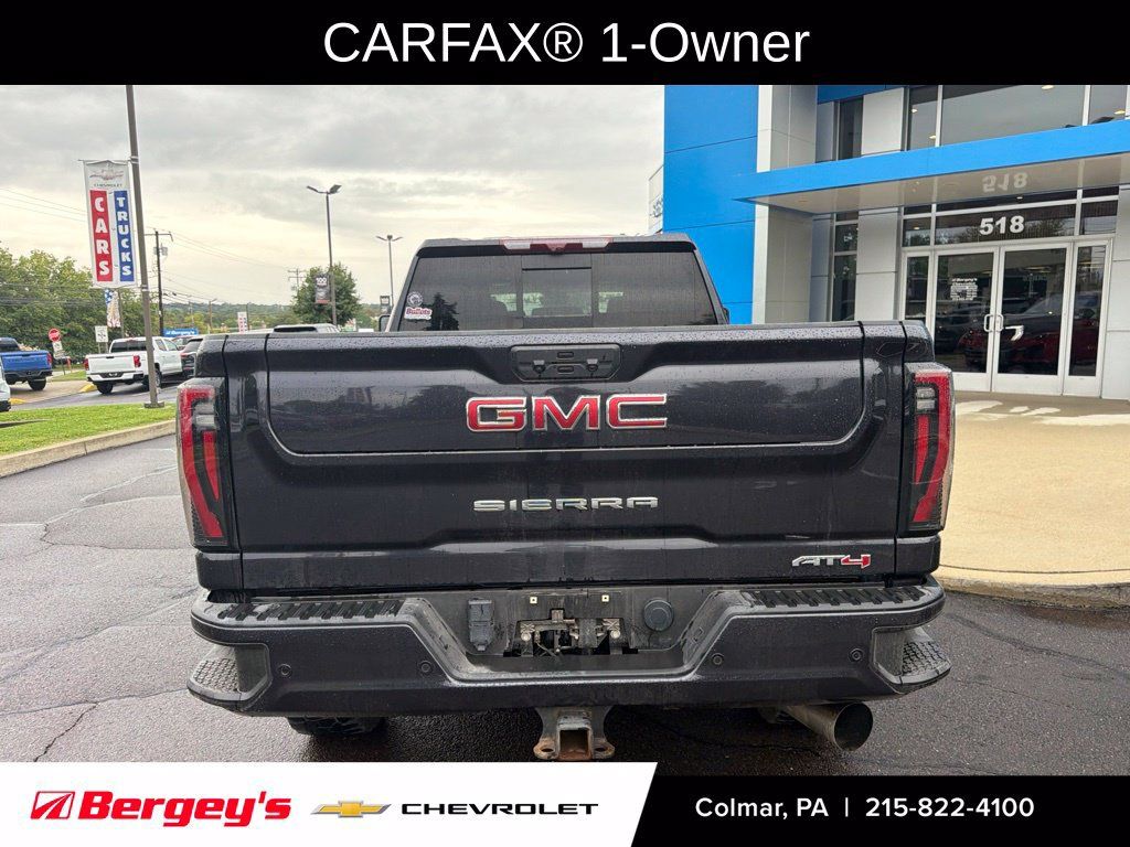 Used 2024 GMC Sierra 3500 AT4 w/ AT4 Premium Plus Package AWD/4WD image 3