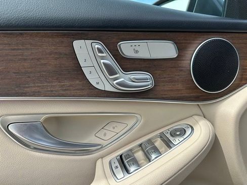 Certified 2022 Mercedes-Benz GLC 300 4MATIC image 13