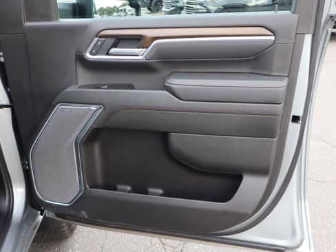 Certified 2025 Chevrolet Silverado 2500 High Country w/ Technology Package image 36