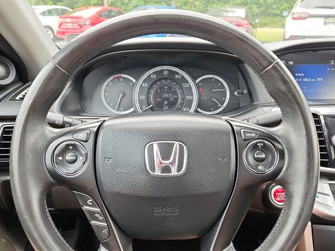 Used 2015 Honda Accord EX-L image 21