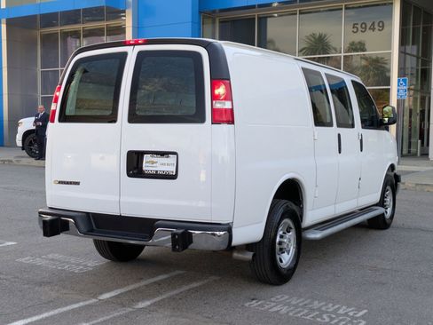 Used 2024 Chevrolet Express 2500 w/ Driver Convenience Package image 5
