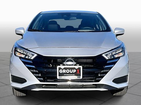 New 2025 Nissan Versa SV image 3