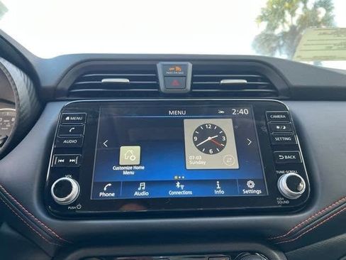 New 2025 Nissan Versa SR w/ Trunk Package image 27