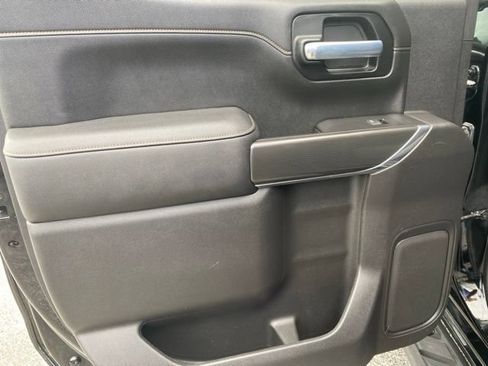 Used 2021 GMC Sierra 1500 AT4 w/ Technology Package AWD/4WD image 35