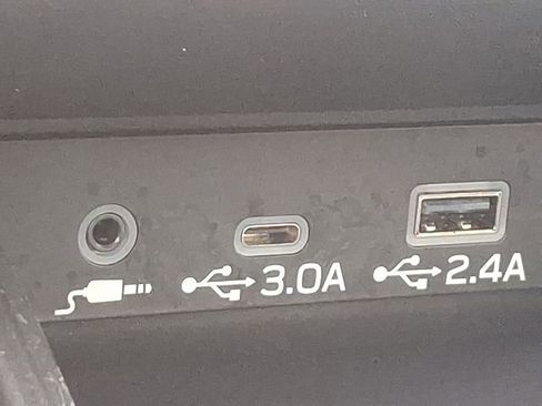 Certified 2025 Subaru Legacy Limited image 26