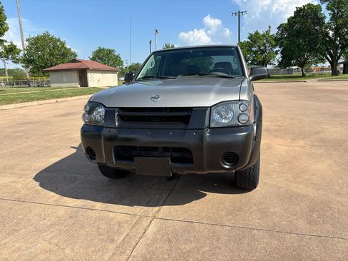 Used 2003 Nissan Frontier XE w/ XE Pwr Pkg image 4