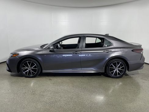 Certified 2024 Toyota Camry SE FWD image 6
