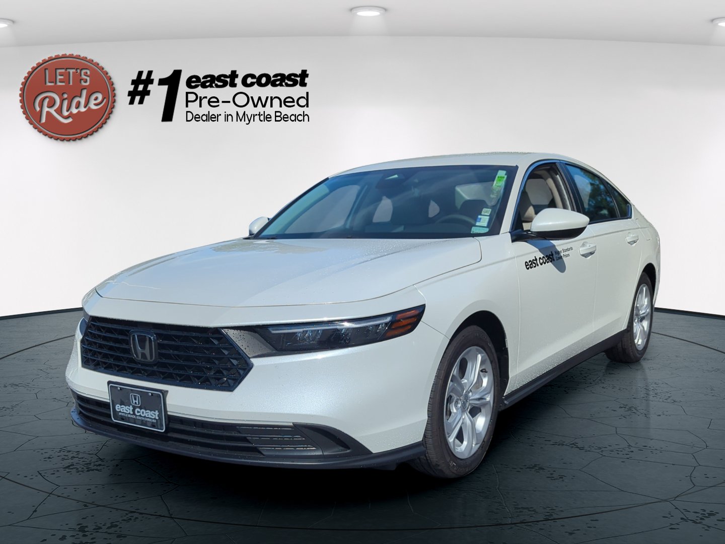 Certified 2025 Honda Accord LX image 1
