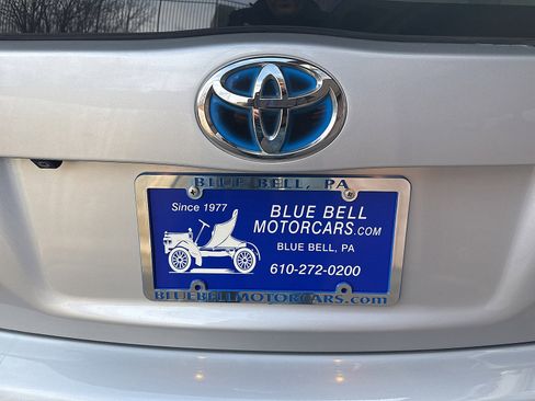 Used 2015 Toyota Prius Three image 19