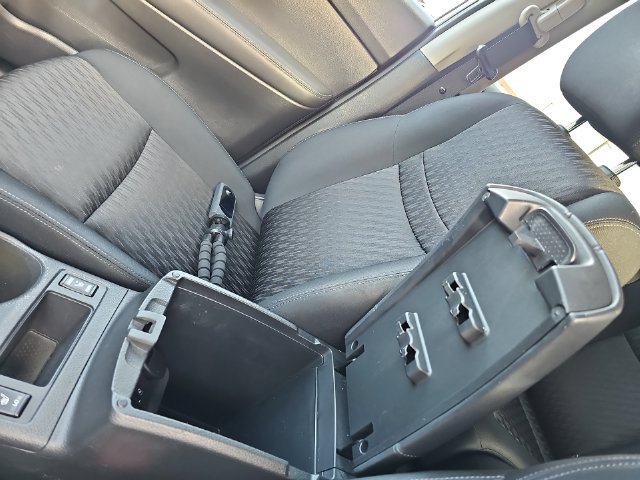 Used 2018 Nissan Rogue SV w/ Premium Package AWD/4WD image 27