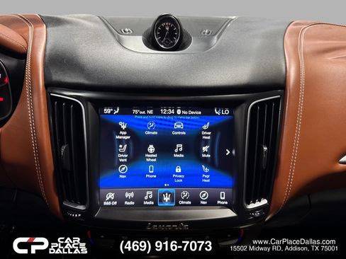 Used 2019 Maserati Levante GranLusso AWD/4WD image 36