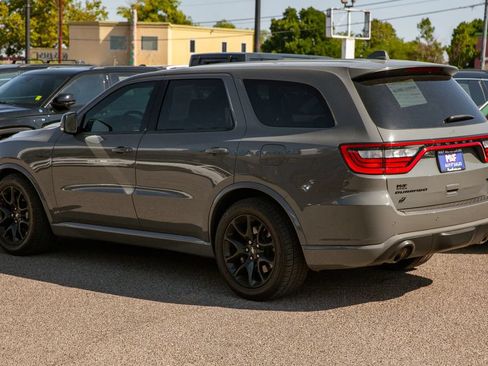Used 2022 Dodge Durango R/T w/ Tow 'N Go Package AWD/4WD image 7