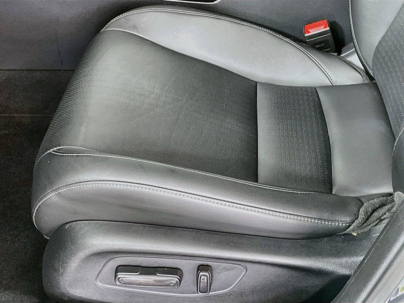Certified 2025 Honda Civic Sport Touring image 14