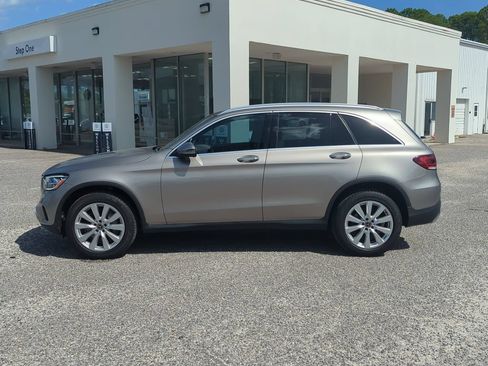 Used 2020 Mercedes-Benz GLC 300 w/ Premium Package image 4