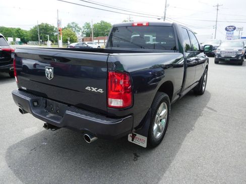 Used 2018 RAM 1500 Express w/ Express Value Package AWD/4WD image 2