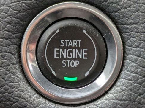 Used 2023 GMC Yukon XL Denali AWD/4WD image 36
