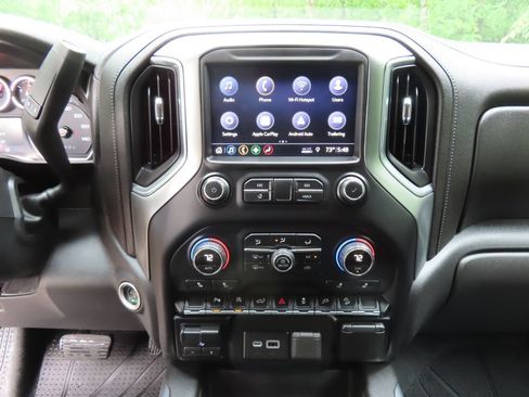 Certified 2019 Chevrolet Silverado 1500 RST AWD/4WD image 18