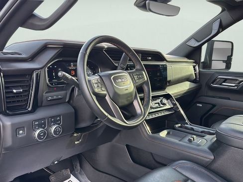 Used 2025 GMC Sierra 3500 AT4 w/ AT4 Premium Plus Package image 20