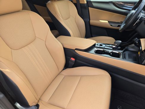 Used 2024 Lexus NX 350h AWD image 10