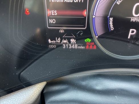 Used 2022 Lexus NX 350h AWD image 12