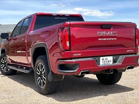 Used 2019 GMC Sierra 1500 AT4 w/ AT4 Premium Package AWD/4WD image 4