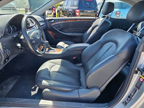 Used 2004 Mercedes-Benz CLK 500 Coupe image 4
