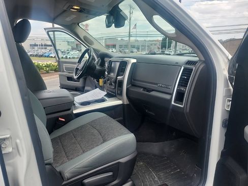 Used 2016 RAM 1500 Big Horn AWD/4WD image 9