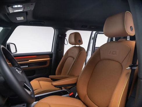 New 2025 Volkswagen ID. Buzz Pro S image 16