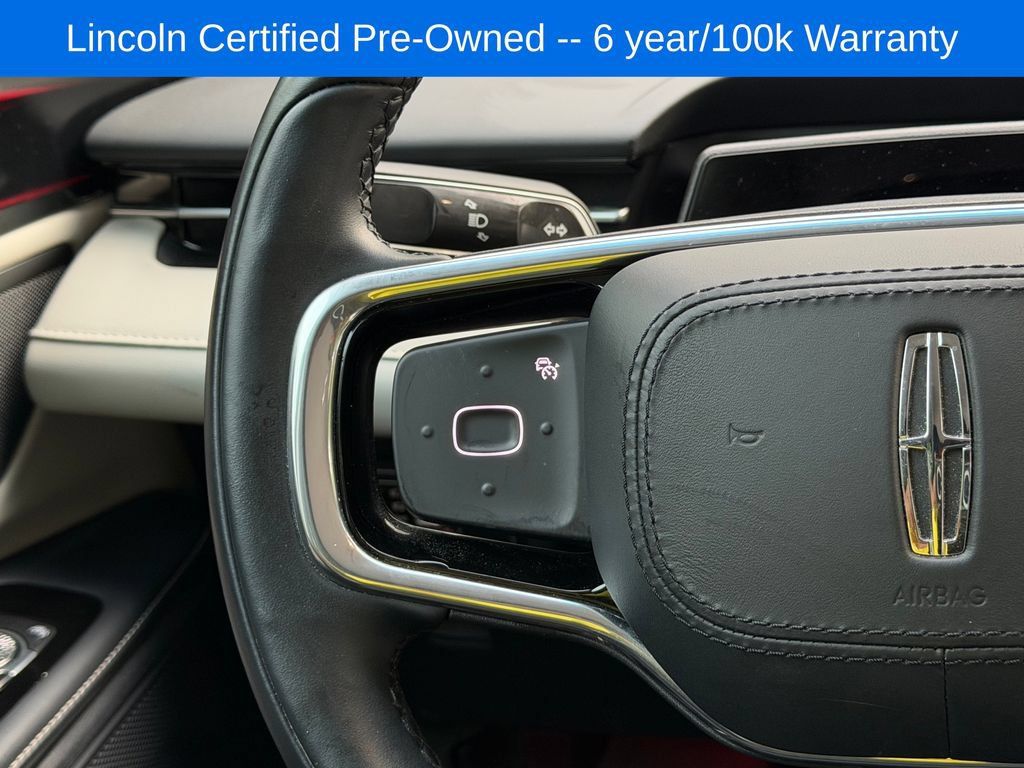 Certified 2024 Lincoln Nautilus Reserve AWD/4WD image 16