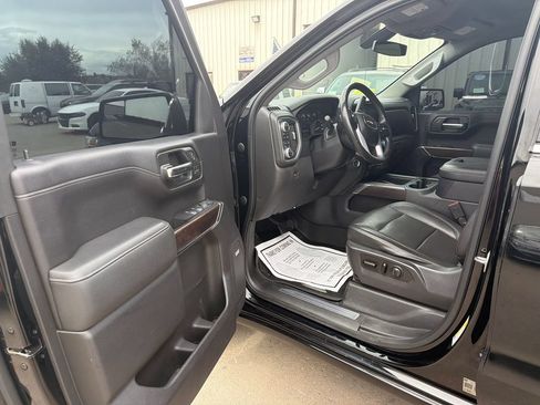 Used 2019 GMC Sierra 1500 SLT w/ SLT Convenience Package AWD/4WD image 11