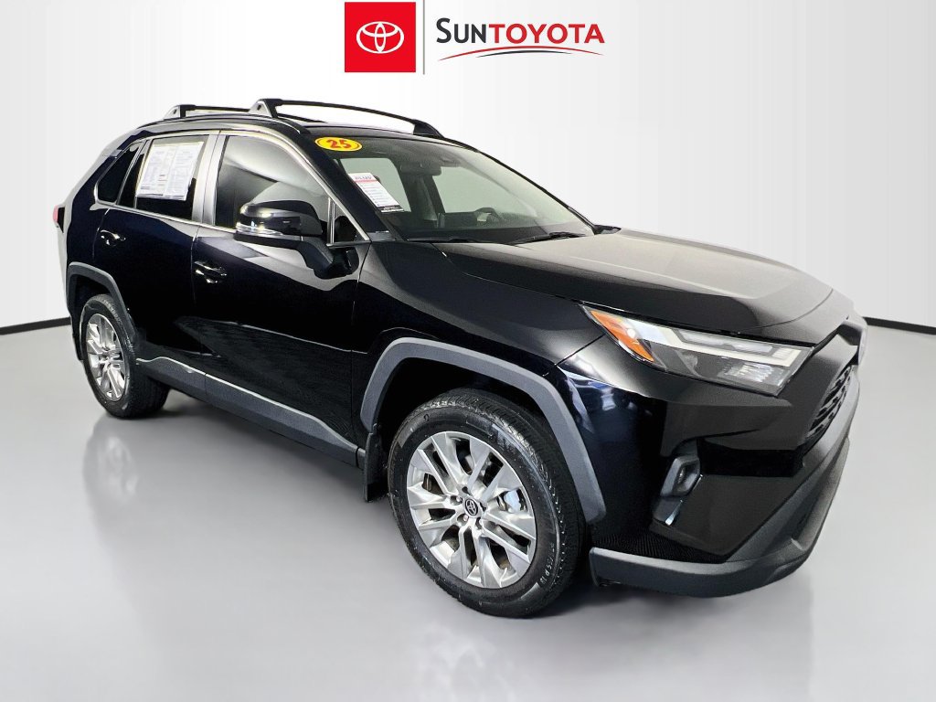 Used 2025 Toyota RAV4 XLE Premium FWD image 1