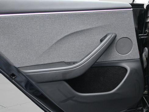 Used 2025 Tesla Model 3 Long Range image 34