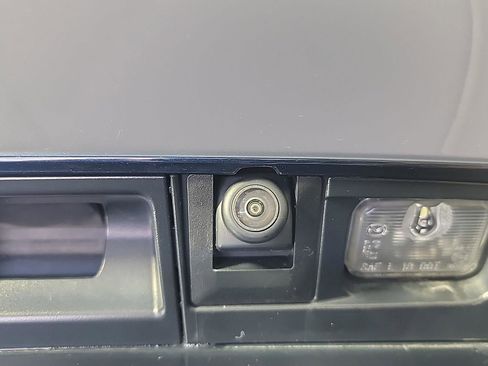 Used 2021 MAZDA CX-30 AWD 2.5 S w/ Premium Package image 6