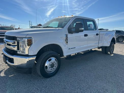 Used 2019 Ford F350 XL w/ STX Appearance Package image 5
