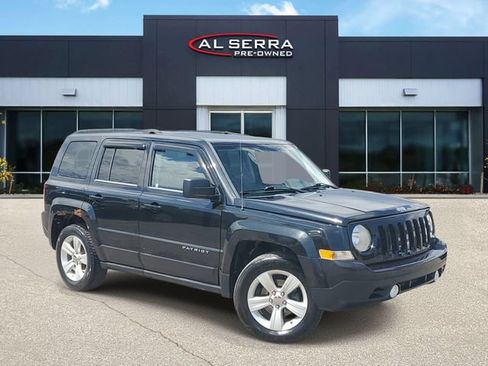 Used 2011 Jeep Patriot Latitude FWD image 1