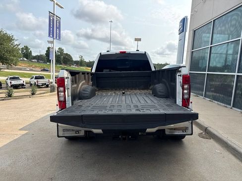 Used 2022 Ford F350 Lariat w/ Lariat Ultimate Package AWD/4WD image 7