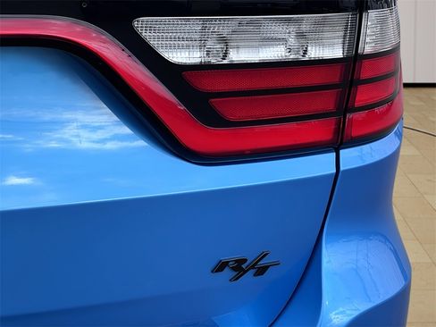 Used 2018 Dodge Durango R/T w/ Technology Group image 47