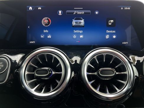 Certified 2025 Mercedes-Benz GLA 250 4MATIC image 27