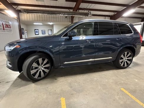 Used 2025 Volvo XC90 B6 Plus w/ Protection Package Premier image 4