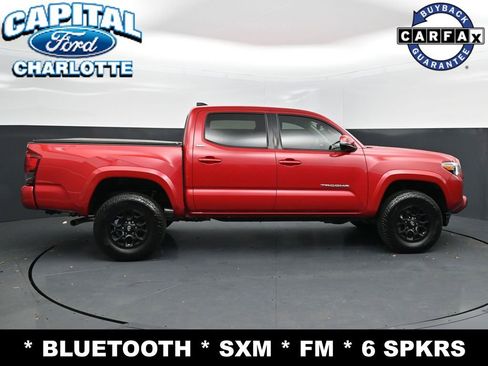 Used 2022 Toyota Tacoma SR5 w/ Technology Package image 8