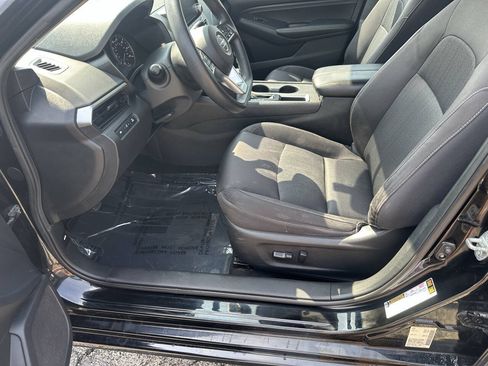 Used 2019 Nissan Altima 2.5 S FWD image 15