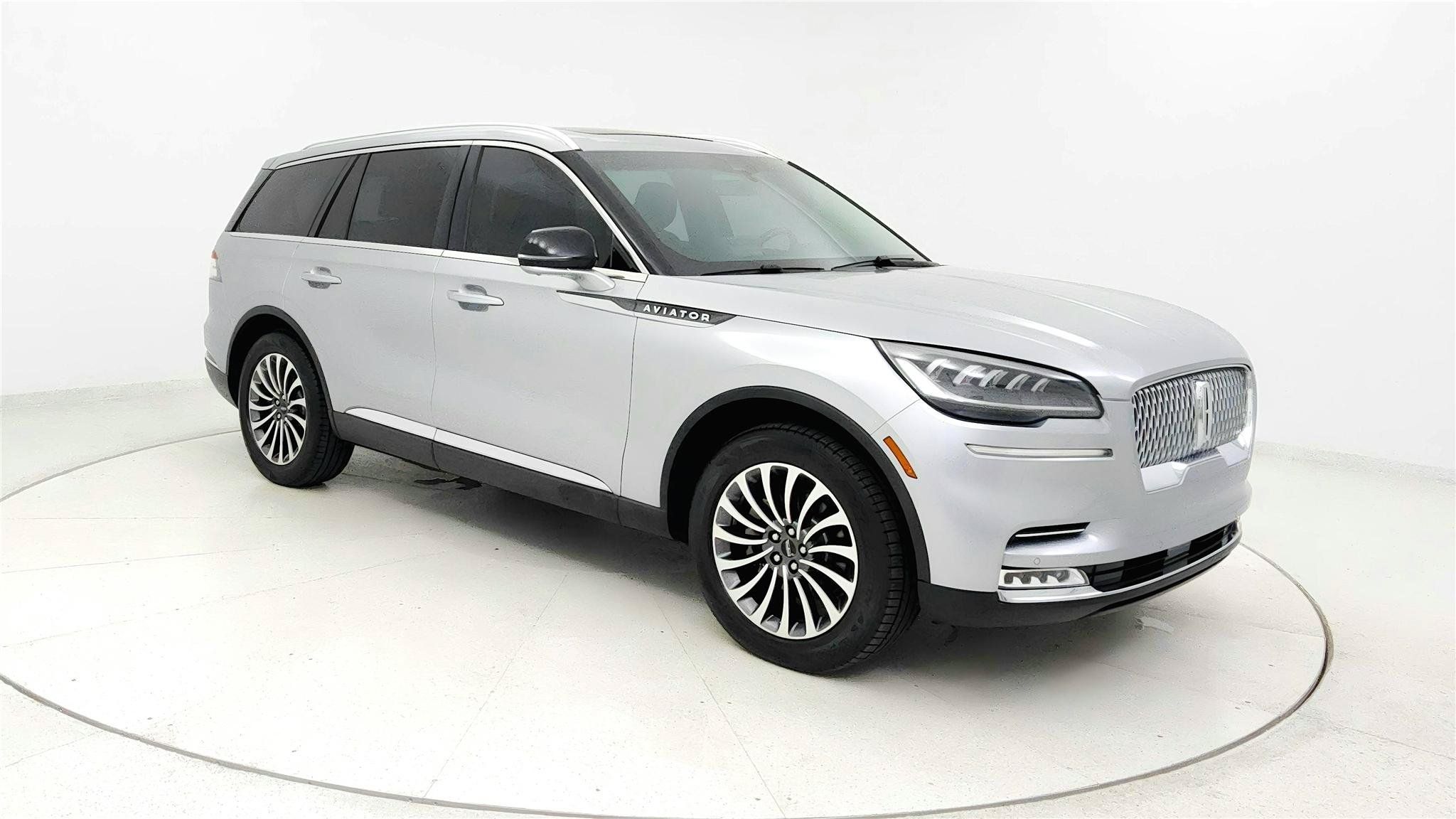 Used 2020 Lincoln Aviator Reserve w/ Elements Package Plus AWD/4WD image 7