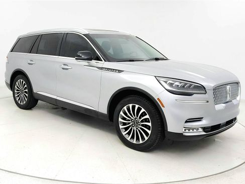 Used 2020 Lincoln Aviator Reserve w/ Elements Package Plus AWD/4WD image 7
