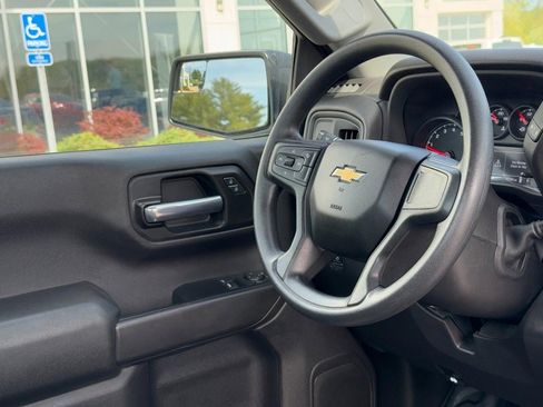 Used 2025 Chevrolet Silverado 1500 W/T RWD image 15