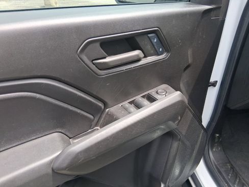 Used 2024 Chevrolet Colorado Trail Boss AWD/4WD image 5
