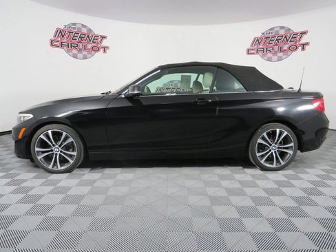 Used 2017 BMW 230i Convertible RWD image 8